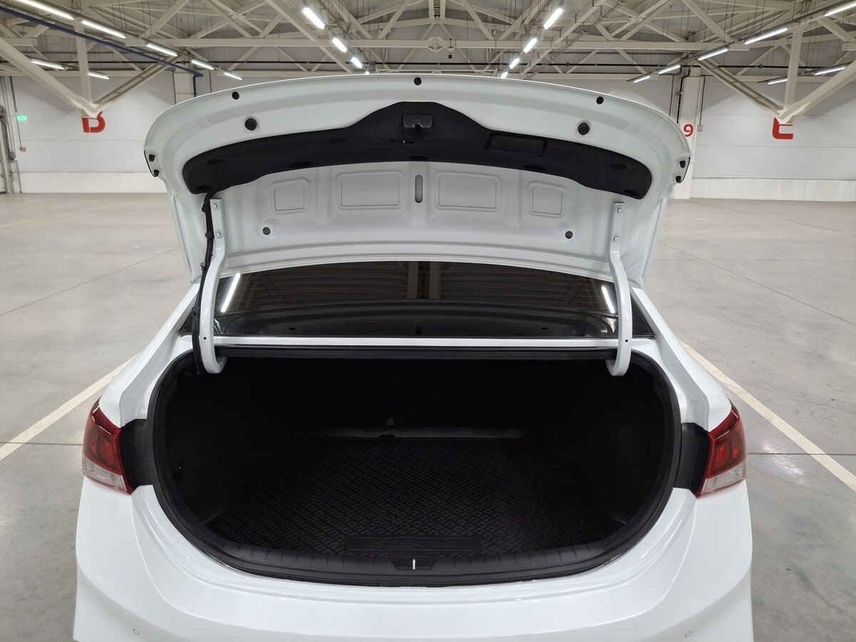 Hyundai Solaris б/у, 2017, Автоматическая. Фото: #9