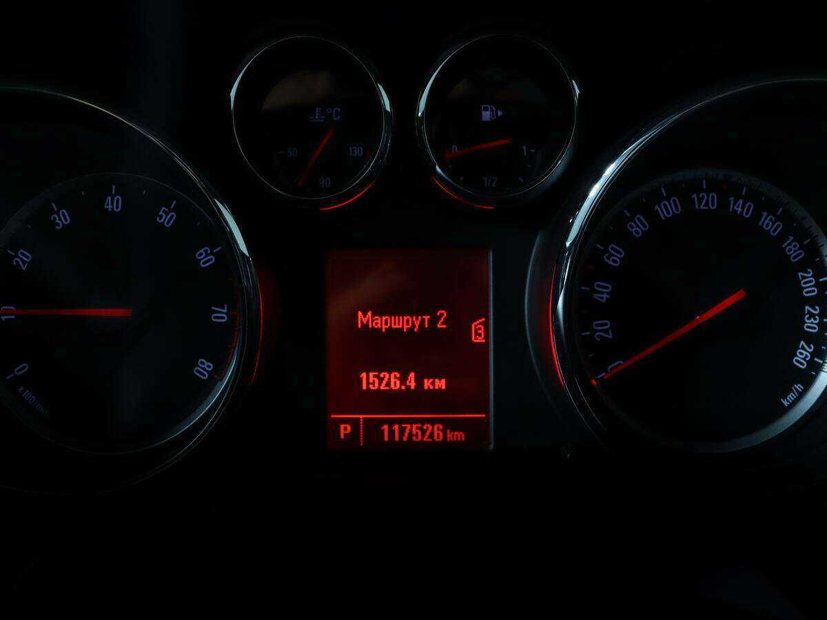 Opel Astra б/у, 2012, Автоматическая. Фото: #9