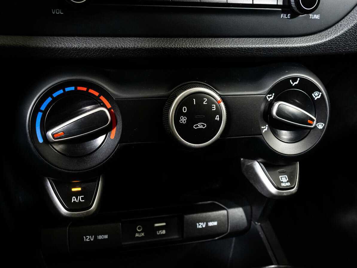 Kia Rio б/у, 2018, Автоматическая. Фото: #10