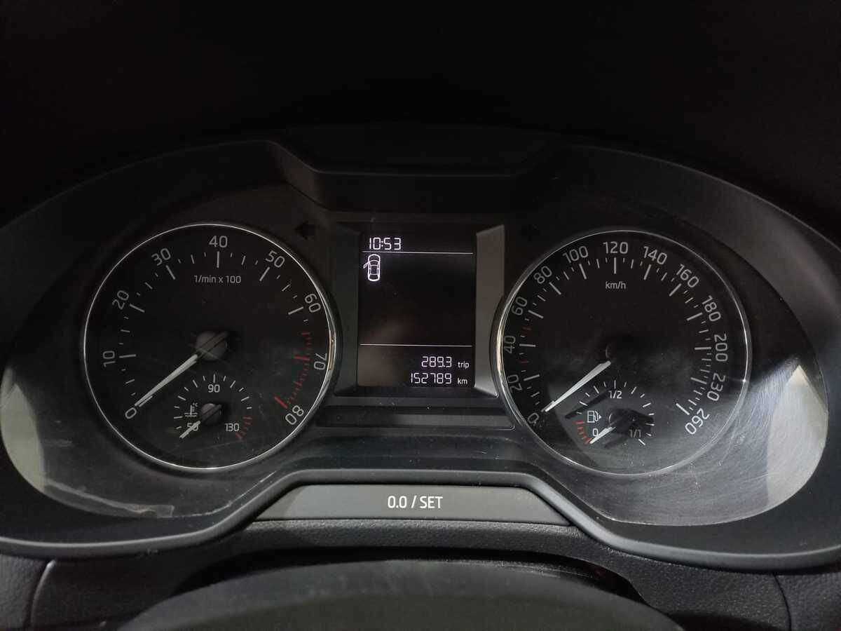 Skoda Octavia б/у, 2015, Механическая. Фото: #11