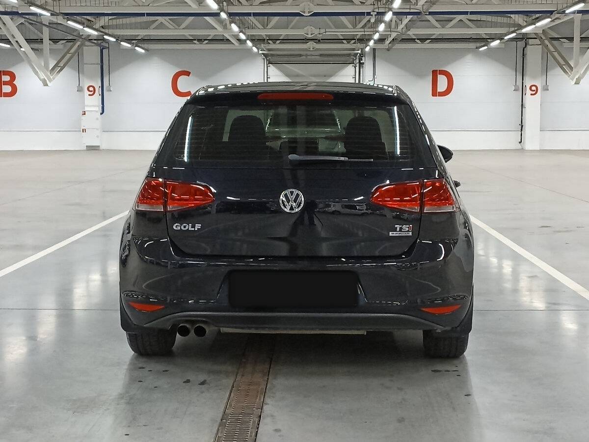 Volkswagen Golf б/у, 2013, Механическая. Фото: #5
