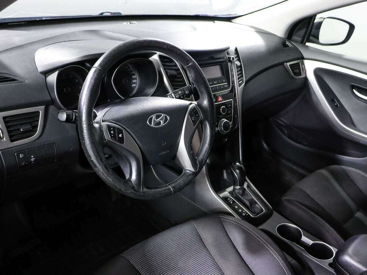 Hyundai i30 б/у, 2012, Автоматическая. Фото: #11