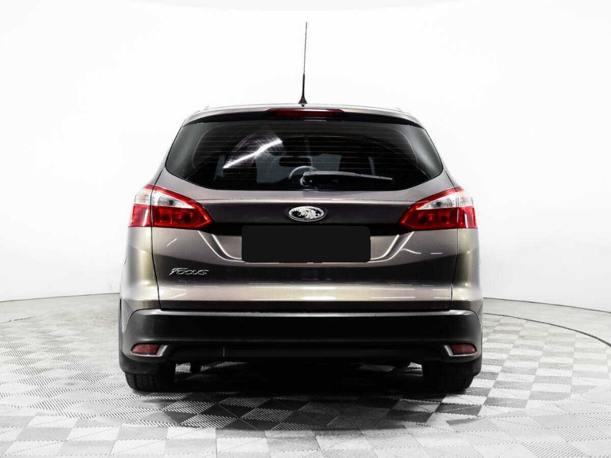 Ford Focus б/у, 2013, Механическая. Фото: #4