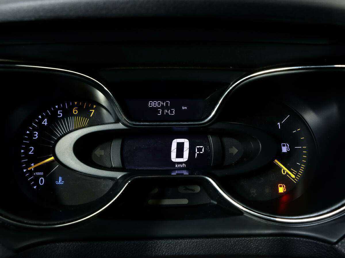 Renault Kaptur б/у, 2017, Автоматическая. Фото: #13