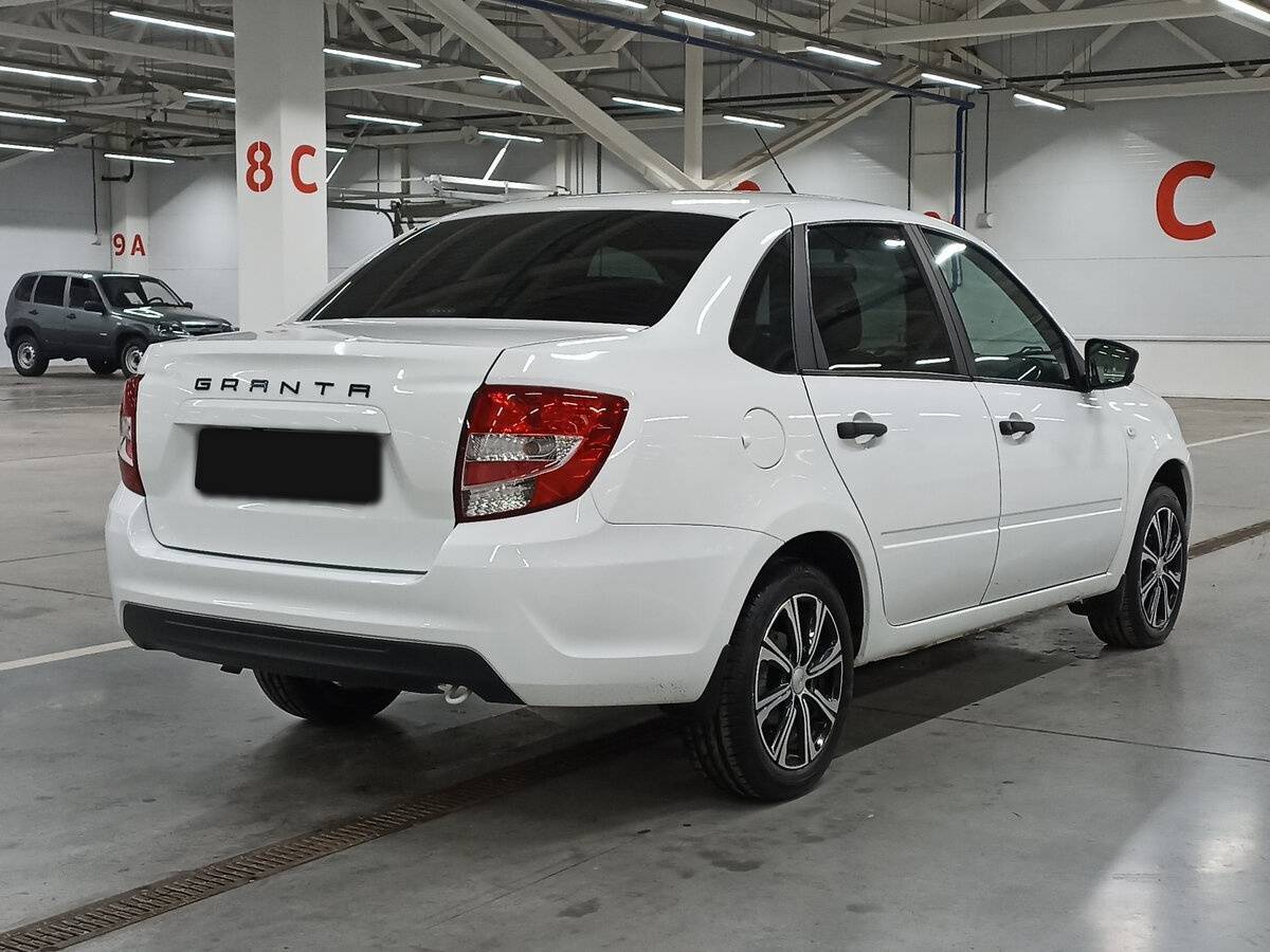 Lada (ВАЗ) Granta б/у, 2021, Механическая. Фото: #4