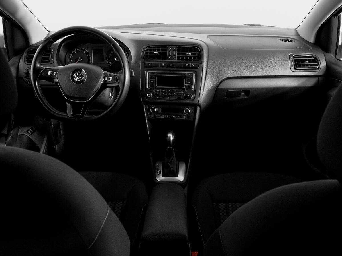 Volkswagen Polo б/у, 2017, Автоматическая. Фото: #11