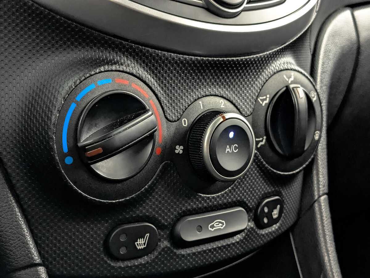 Hyundai Solaris б/у, 2015, Автоматическая. Фото: #20