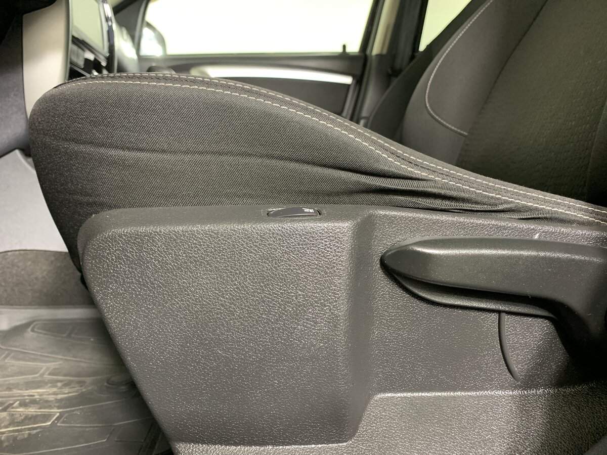 Nissan Terrano б/у, 2019, Автоматическая. Фото: #12