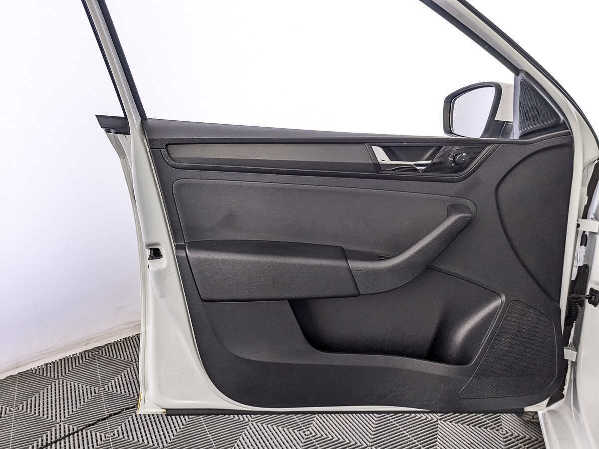 Skoda Rapid б/у, 2019, Автоматическая. Фото: #15