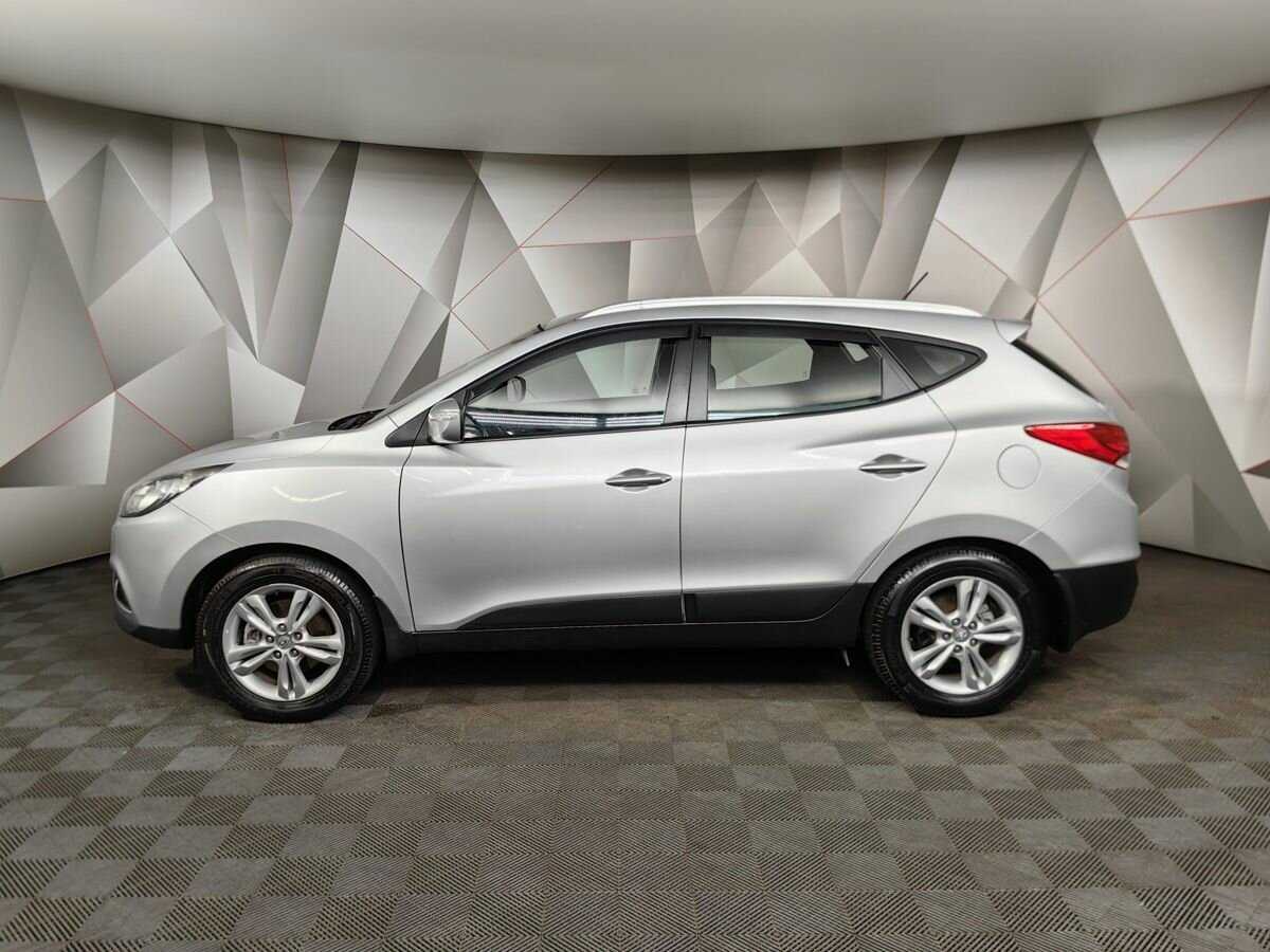 Hyundai ix35 б/у, 2012, Автоматическая. Фото: #4