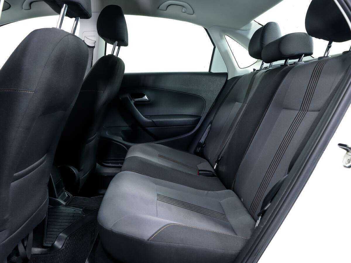 Volkswagen Polo б/у, 2016, Механическая. Фото: #10