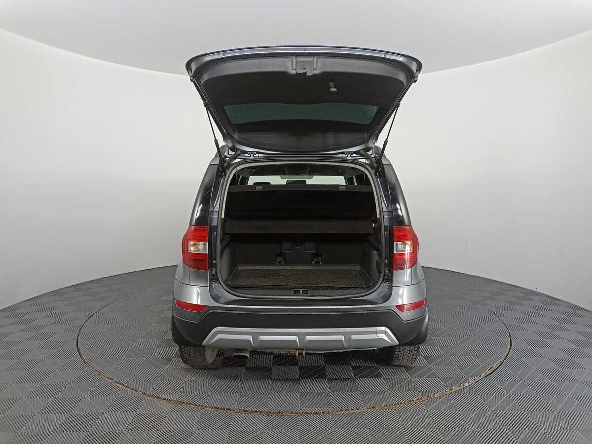 Skoda Yeti б/у, 2017, Механическая. Фото: #9