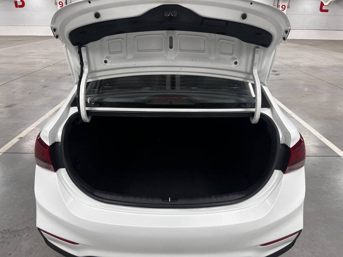 Hyundai Solaris б/у, 2019, Механическая. Фото: #9