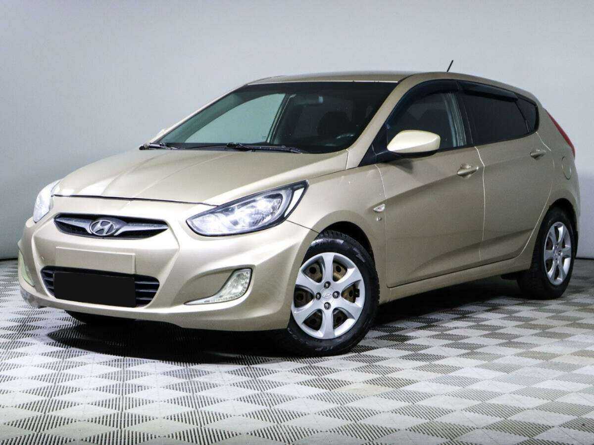 Hyundai Solaris б/у, 2013, Автоматическая. Фото: #0