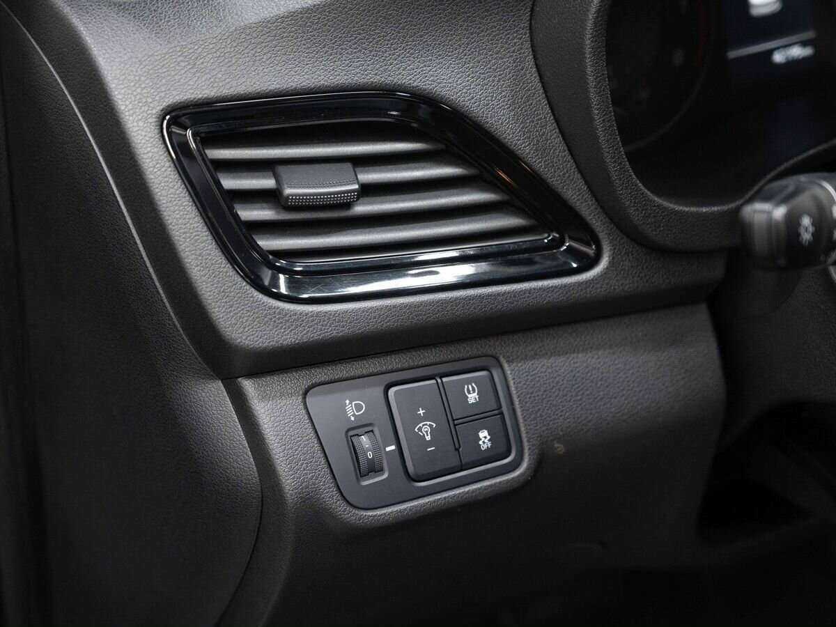 Hyundai Solaris б/у, 2021, Автоматическая. Фото: #17