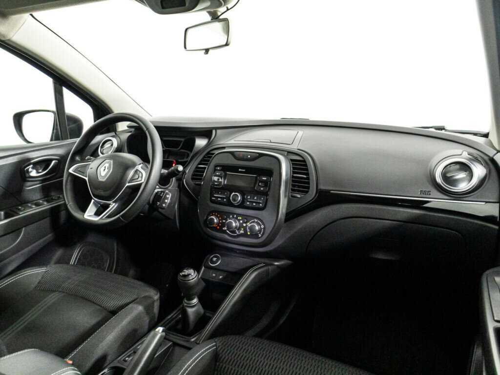 Renault Kaptur б/у, 2022, Механическая. Фото: #8