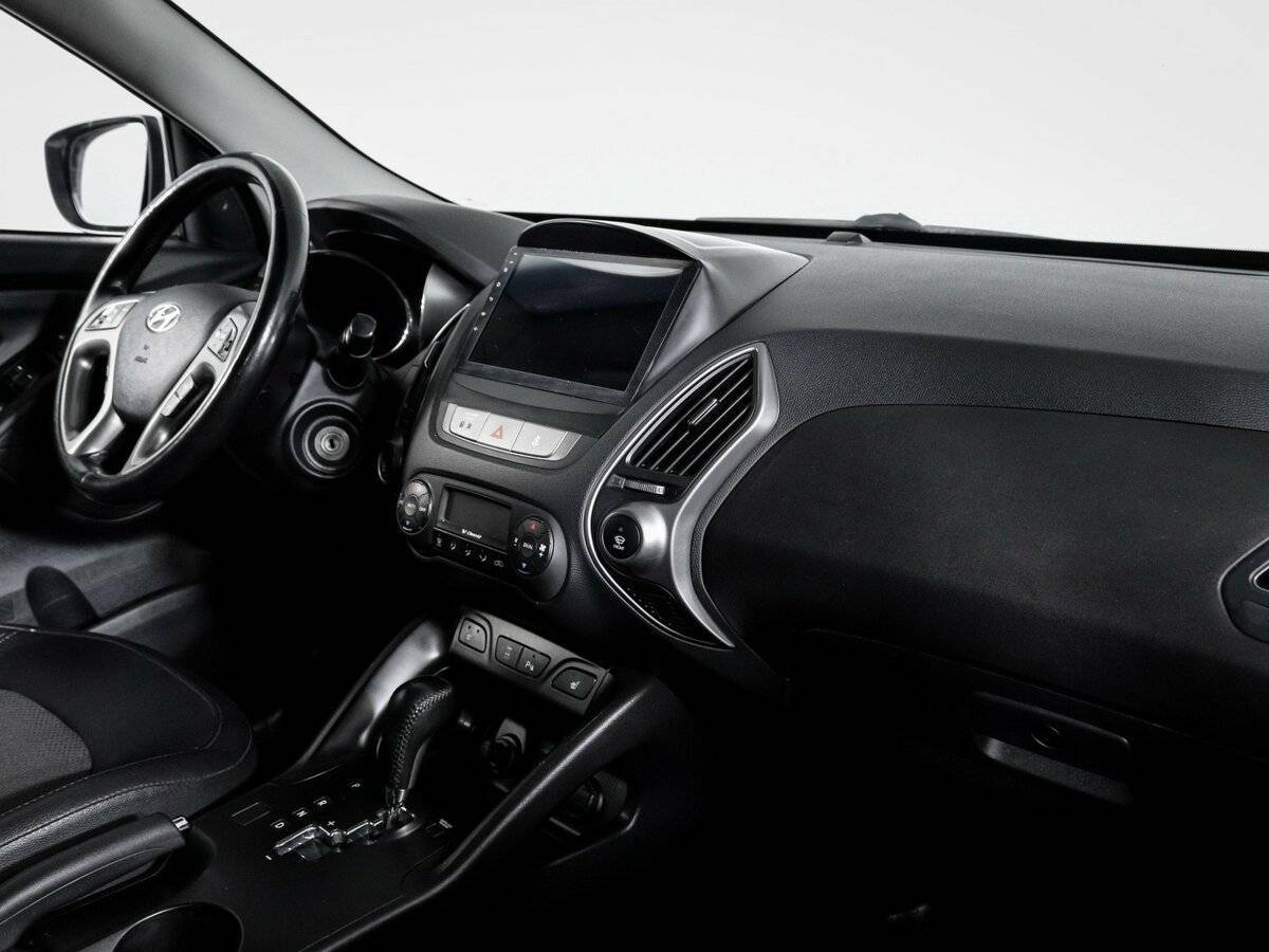 Hyundai ix35 б/у, 2014, Автоматическая. Фото: #8