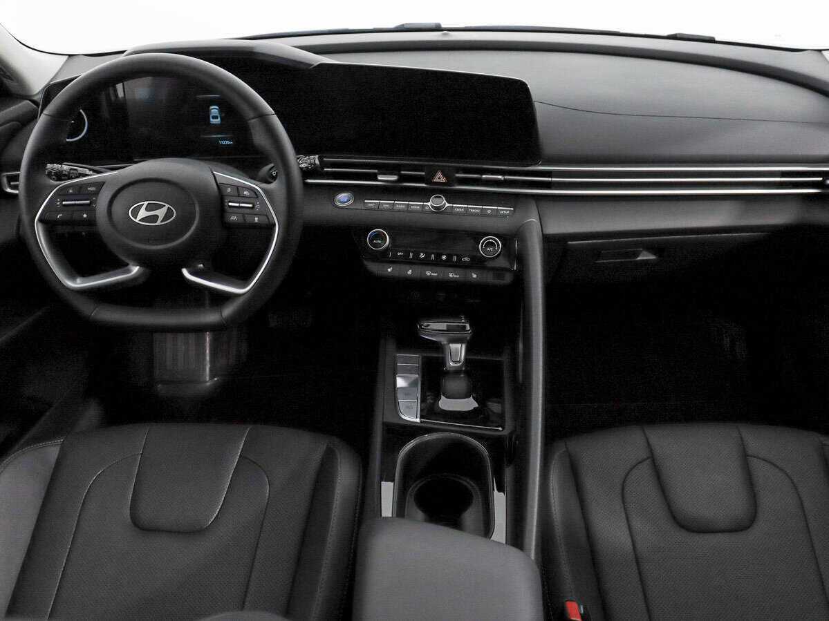 Hyundai Elantra б/у, 2024, Вариатор. Фото: #14