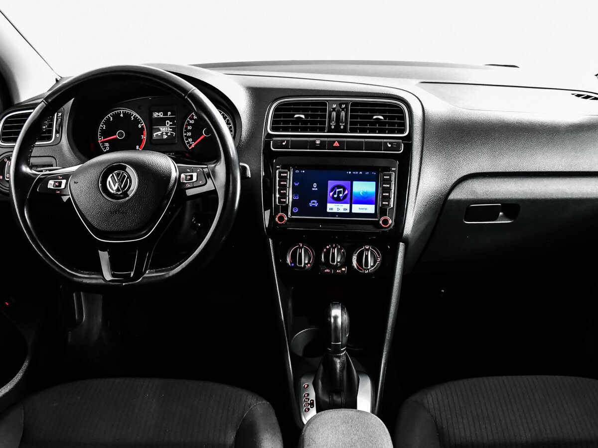 Volkswagen Polo б/у, 2017, Автоматическая. Фото: #9