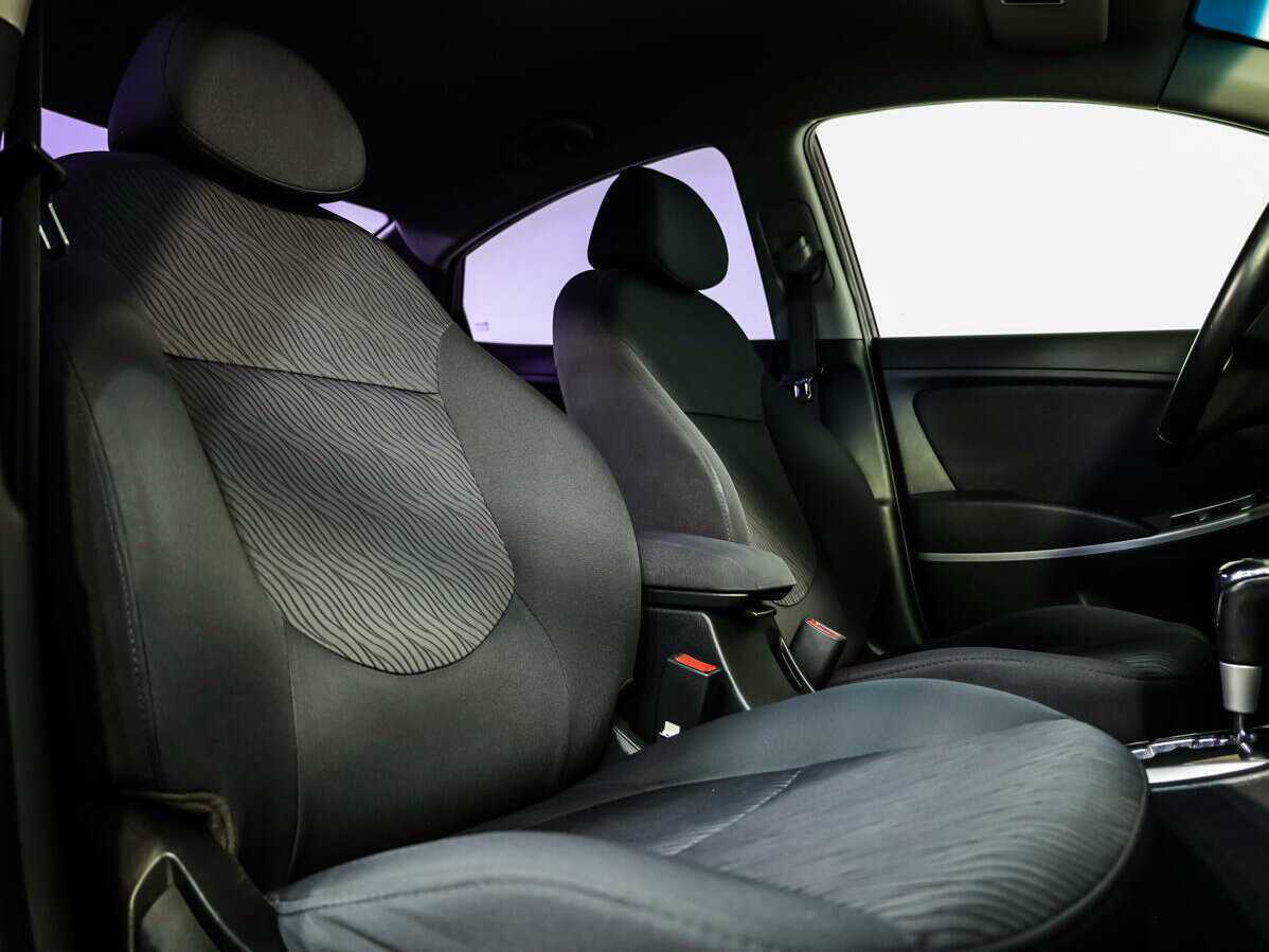 Hyundai Solaris б/у, 2012, Автоматическая. Фото: #10