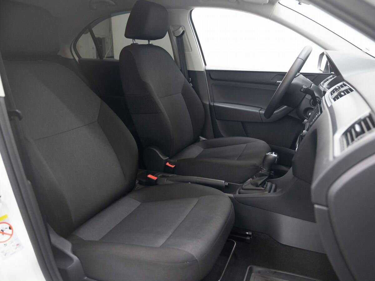 Skoda Rapid б/у, 2017, Автоматическая. Фото: #11