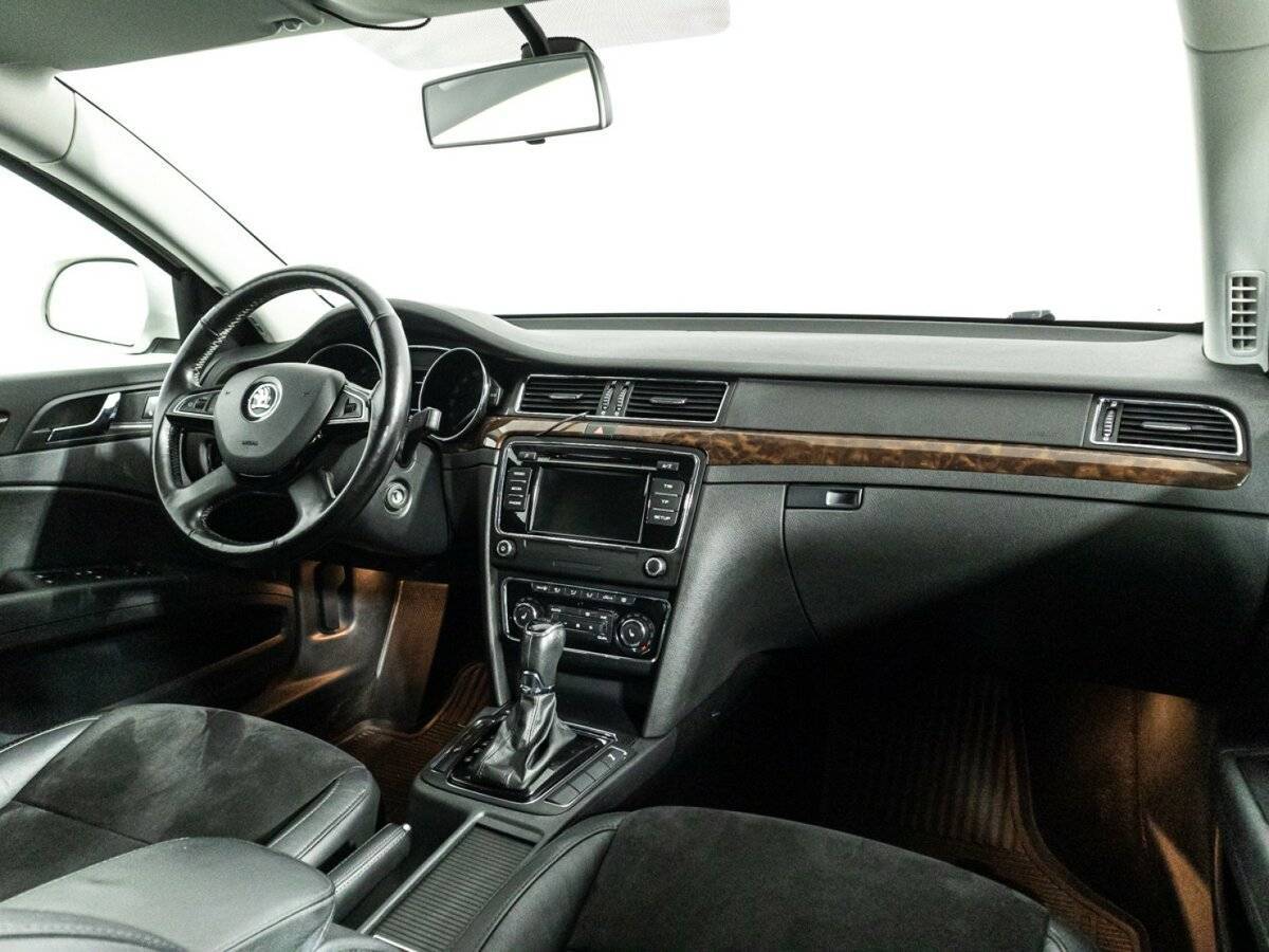 Skoda Superb б/у, 2013, Роботизированная. Фото: #8