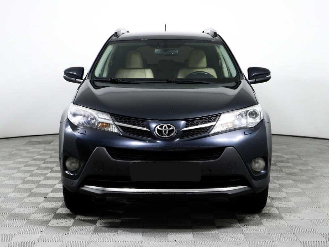 Toyota RAV4 б/у, 2015, Автоматическая. Фото: #1