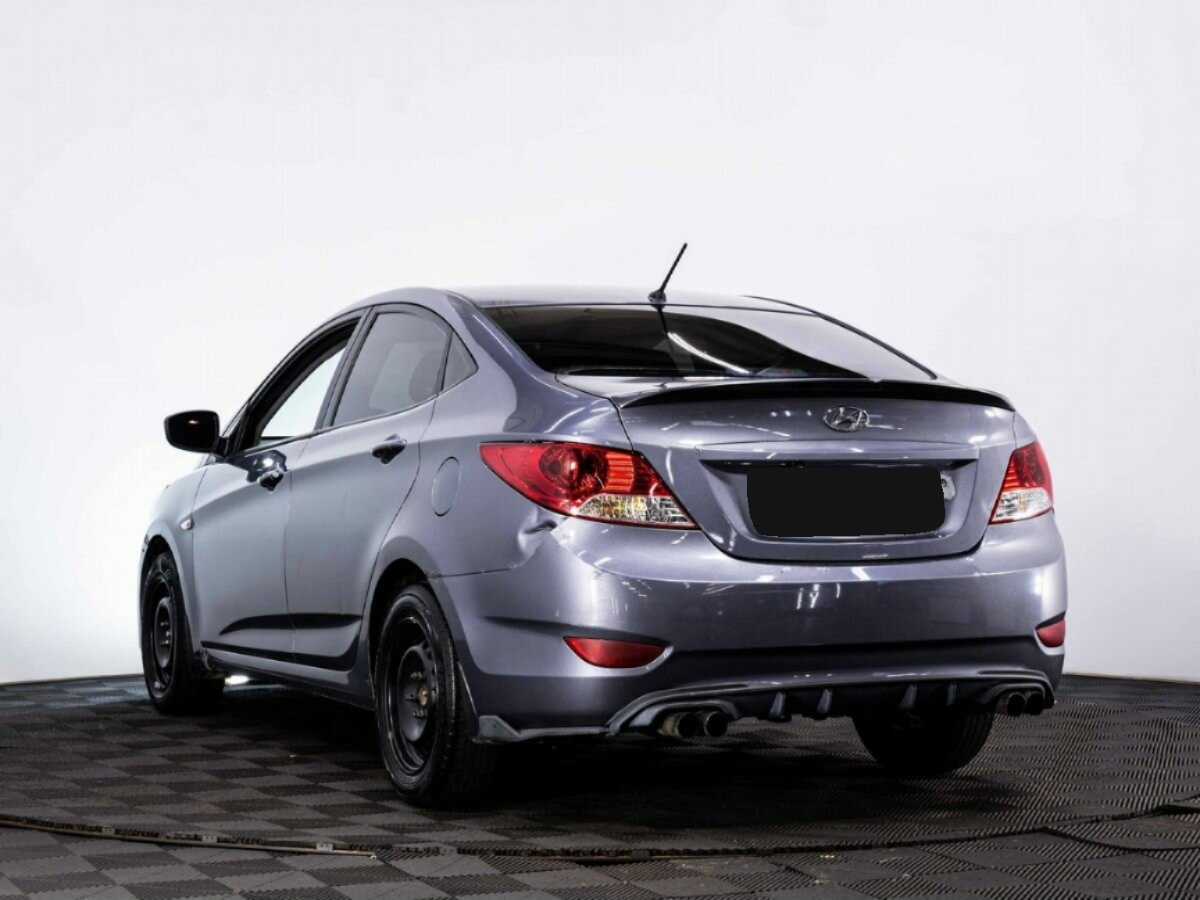 Hyundai Solaris б/у, 2012, Механическая. Фото: #3