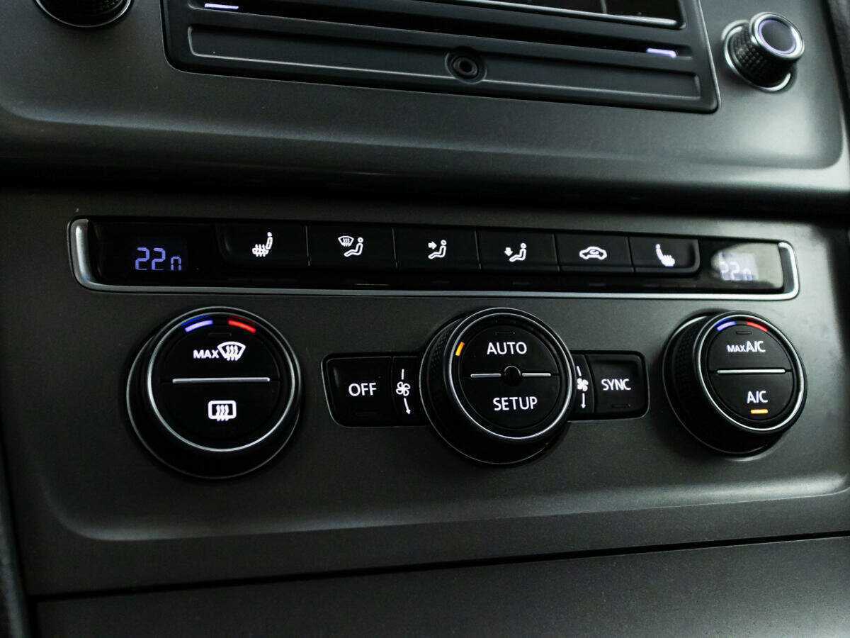 Volkswagen Golf б/у, 2013, Роботизированная. Фото: #9