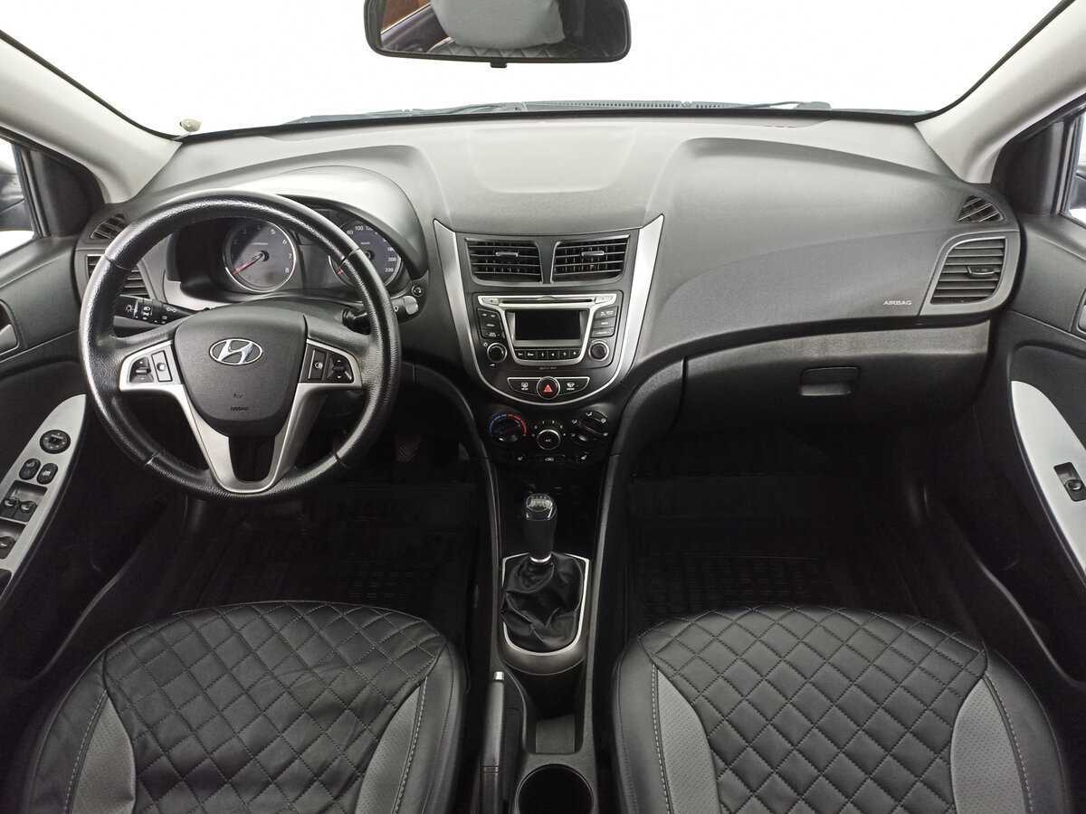 Hyundai Solaris б/у, 2015, Механическая. Фото: #13