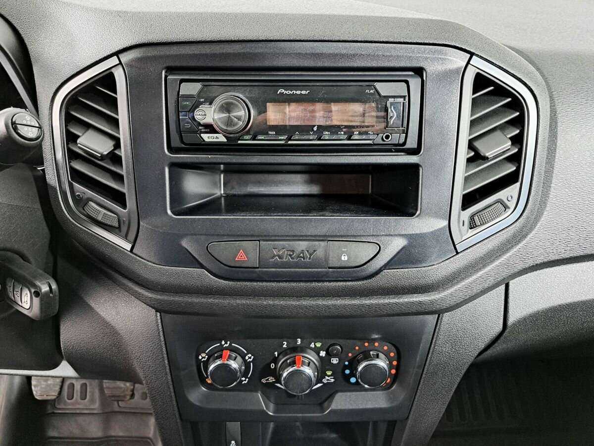 Lada (ВАЗ) XRAY б/у, 2019, Механическая. Фото: #12