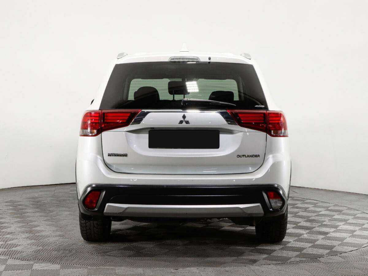 Mitsubishi Outlander б/у, 2017, Вариатор. Фото: #4