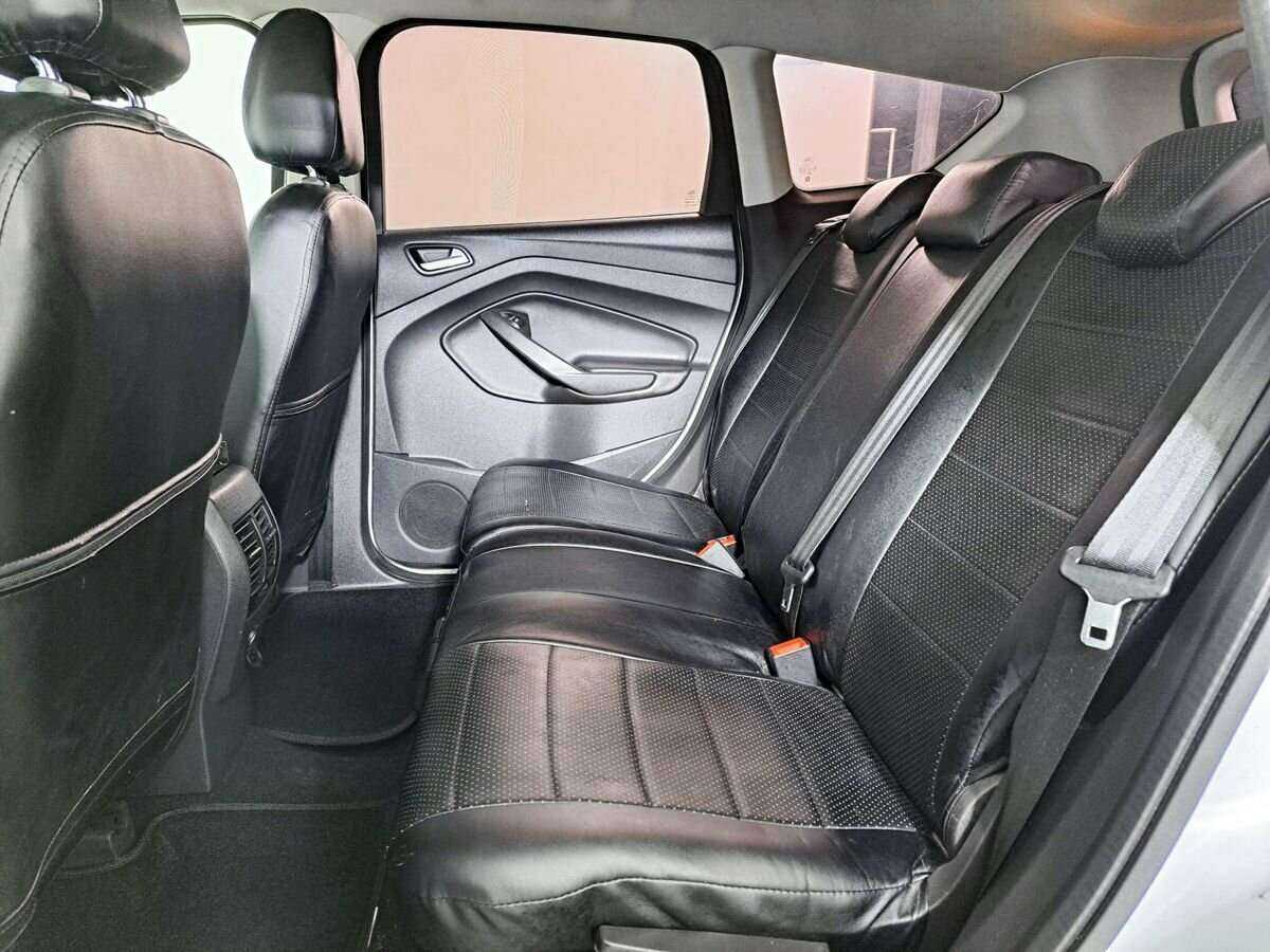 Ford Kuga б/у, 2016, Автоматическая. Фото: #9