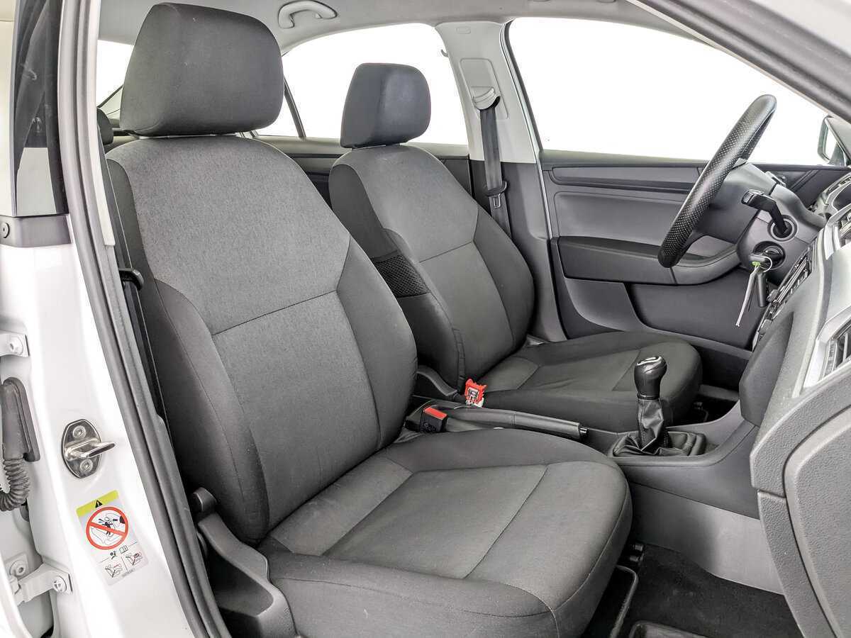 Skoda Rapid б/у, 2017, Механическая. Фото: #20