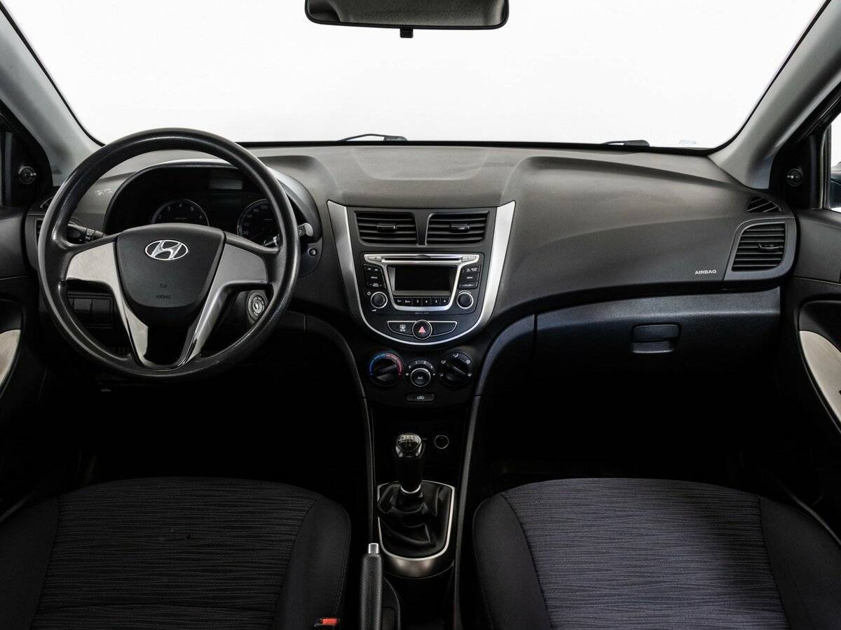 Hyundai Solaris б/у, 2016, Механическая. Фото: #7