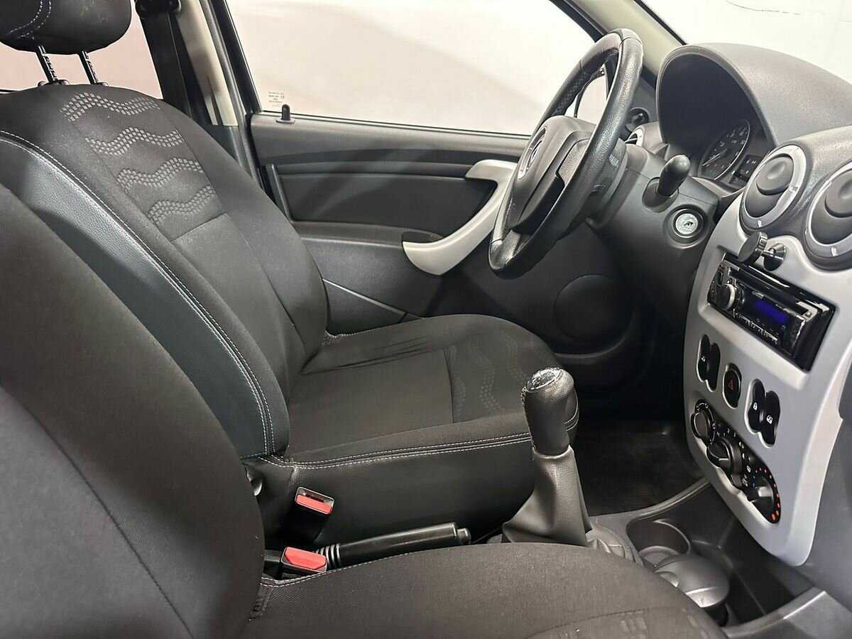 Renault Sandero б/у, 2012, Механическая. Фото: #8