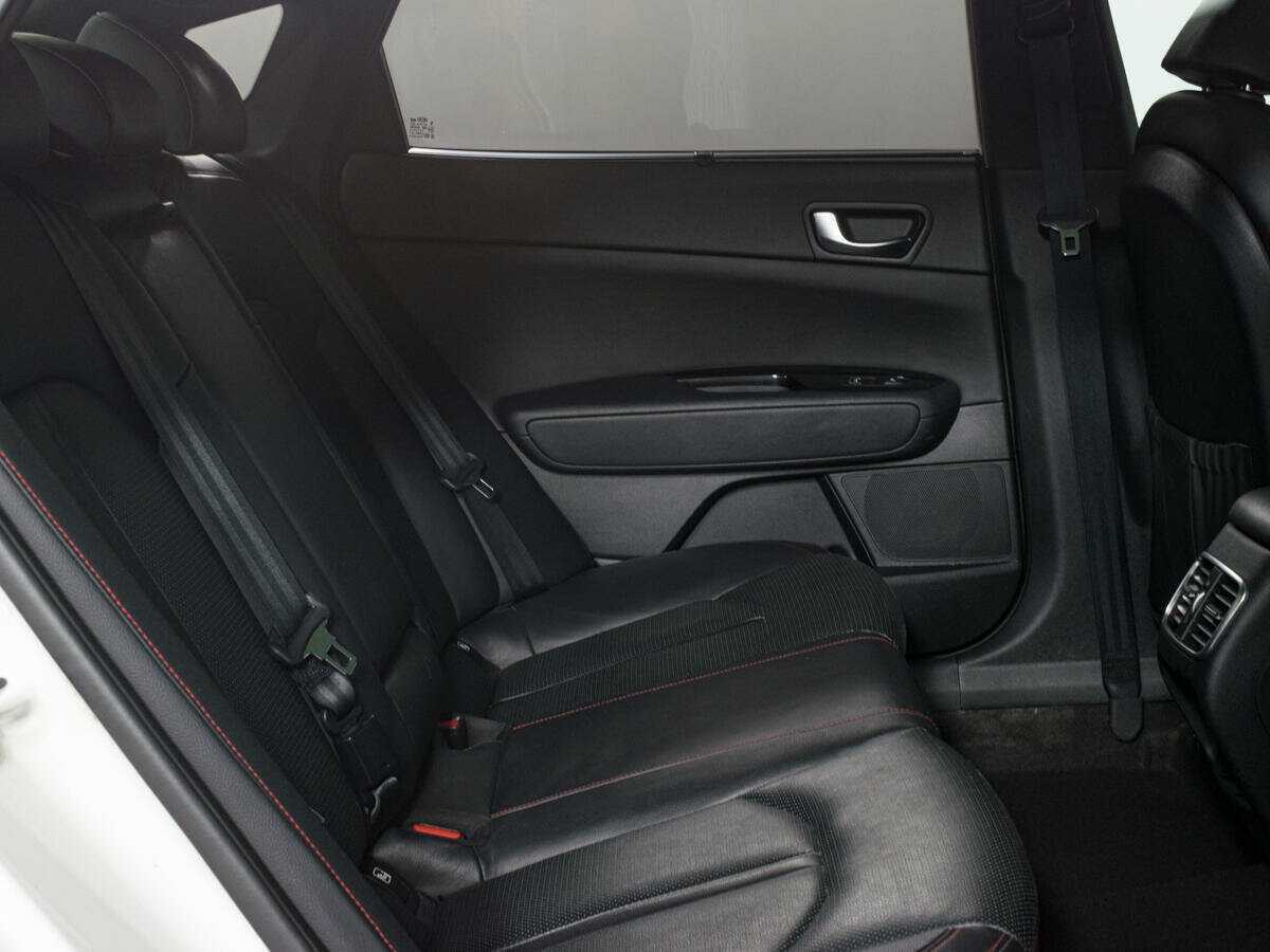 Kia Optima б/у, 2016, Автоматическая. Фото: #8