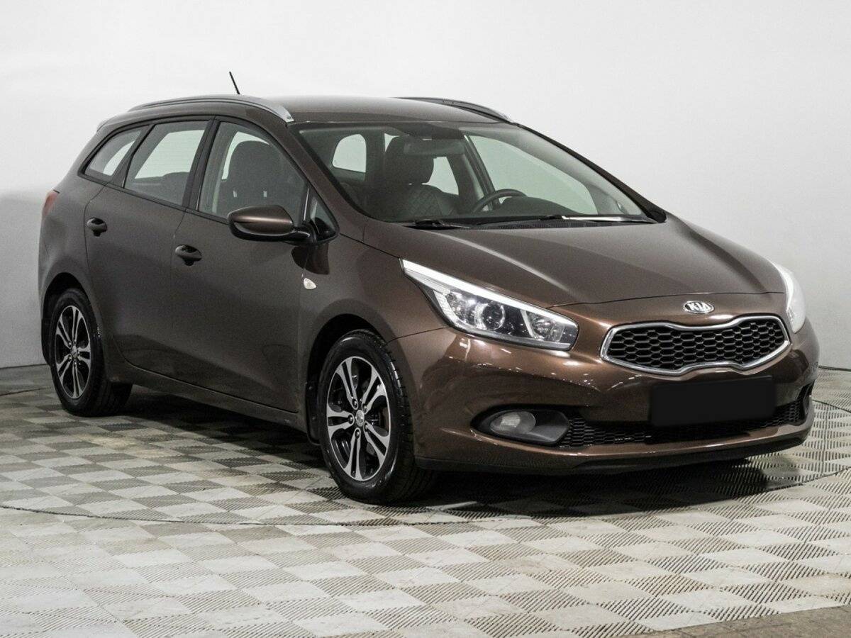Kia Ceed б/у, 2013, Механическая. Фото: #2
