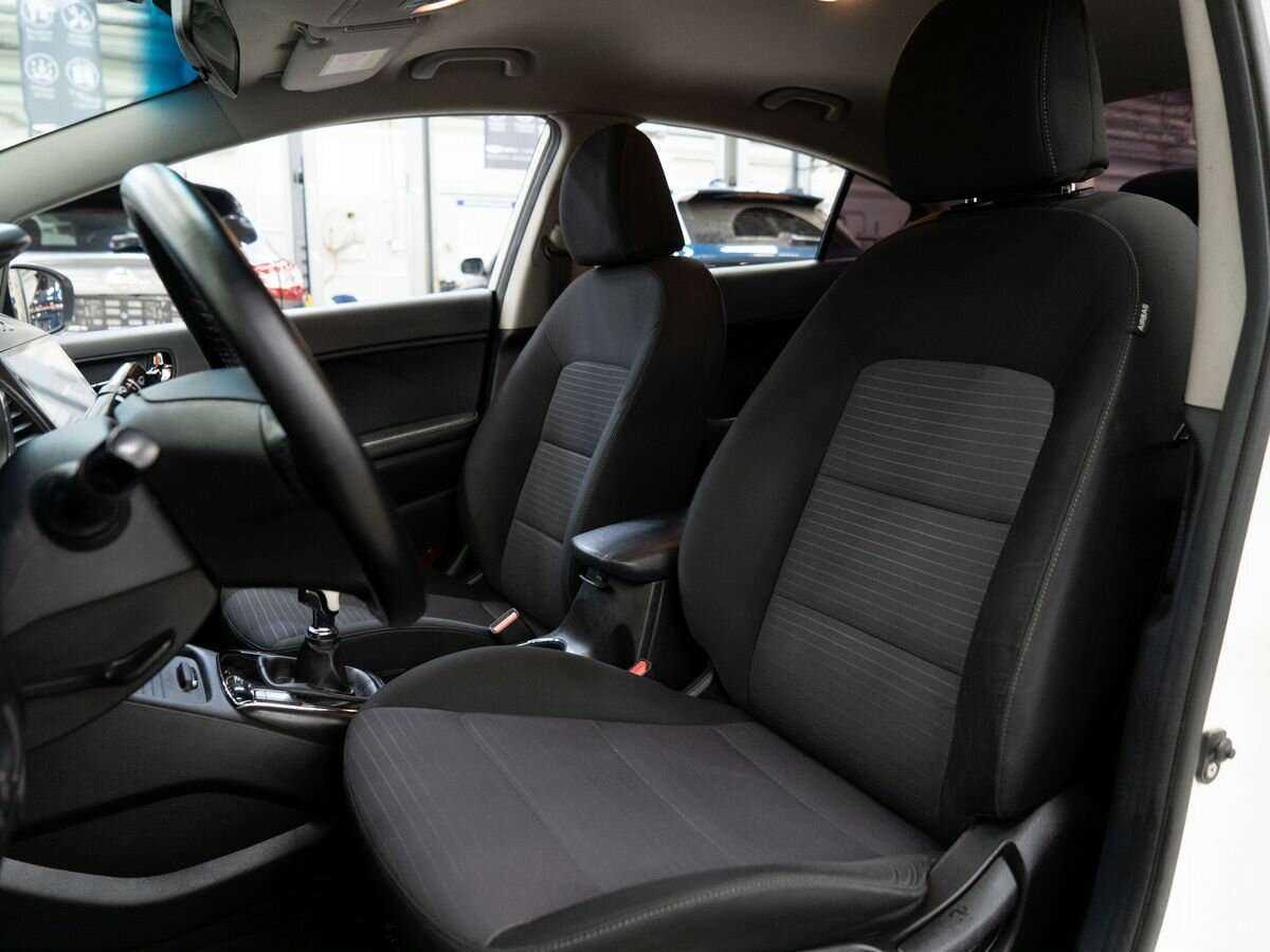 Kia Cerato б/у, 2017, Механическая. Фото: #5