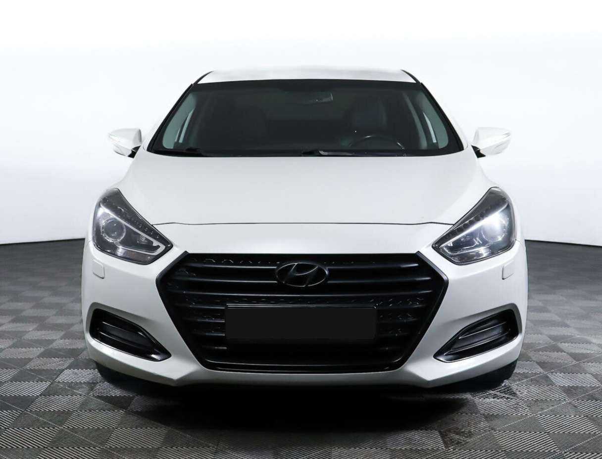 Hyundai i40 б/у, 2015, Автоматическая. Фото: #1
