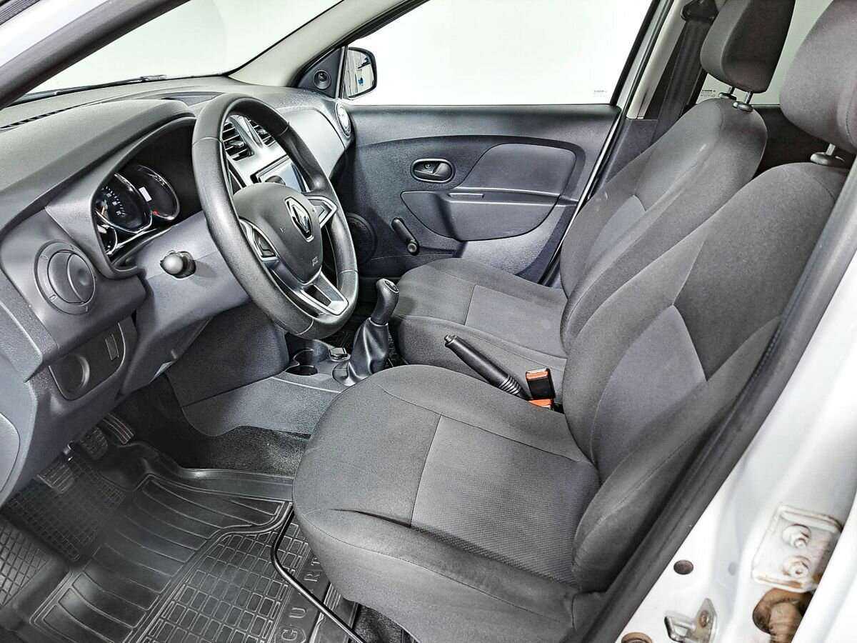 Renault Sandero б/у, 2018, Механическая. Фото: #11