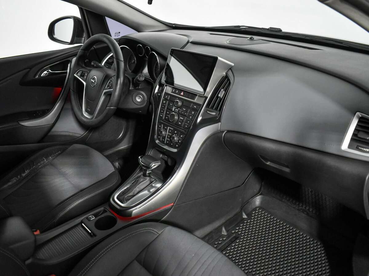 Opel Astra б/у, 2013, Автоматическая. Фото: #10