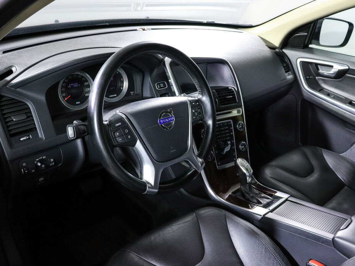 Volvo XC60 б/у, 2012, Автоматическая. Фото: #13