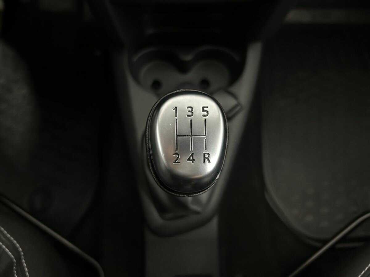 Renault Sandero б/у, 2021, Механическая. Фото: #12