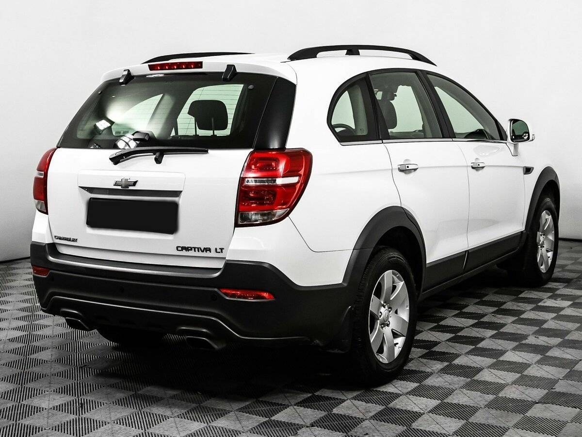 Chevrolet Captiva б/у, 2014, Автоматическая. Фото: #4