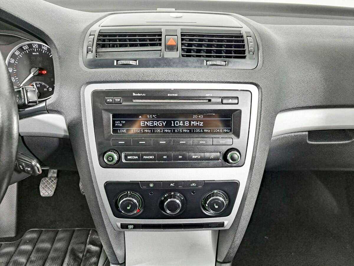 Skoda Octavia б/у, 2012, Механическая. Фото: #12