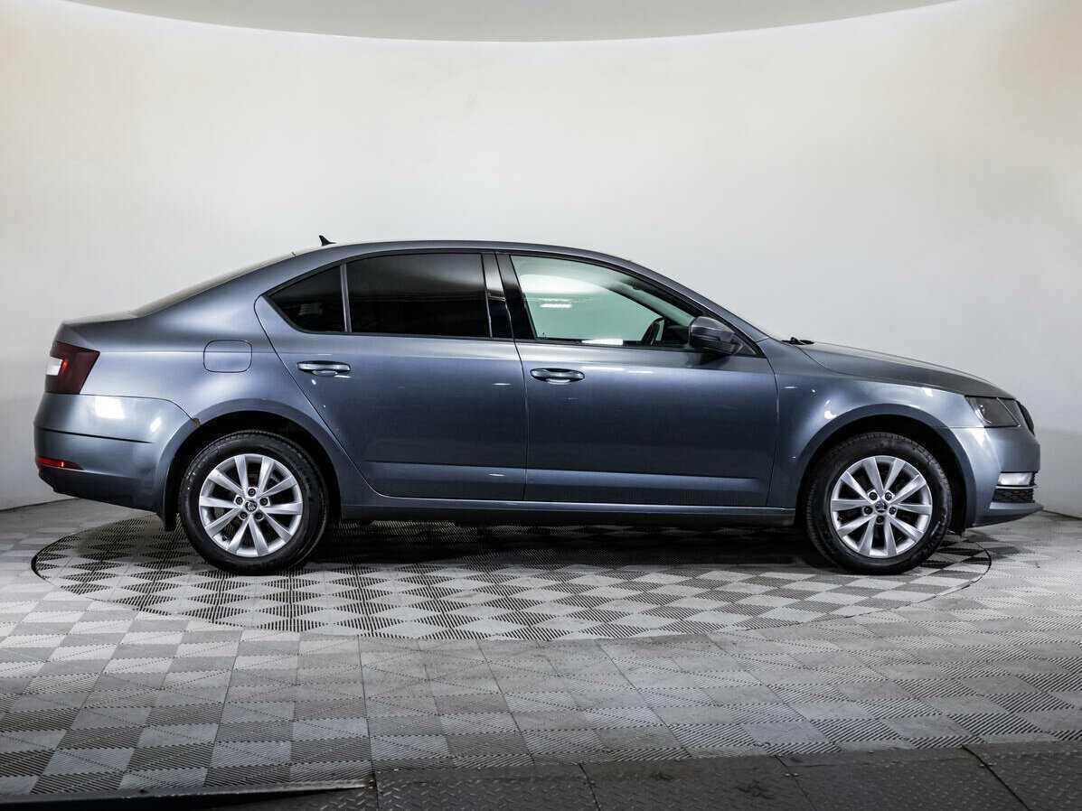 Skoda Octavia б/у, 2017, Роботизированная. Фото: #3