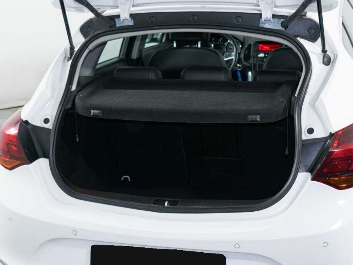 Opel Astra б/у, 2013, Автоматическая. Фото: #6