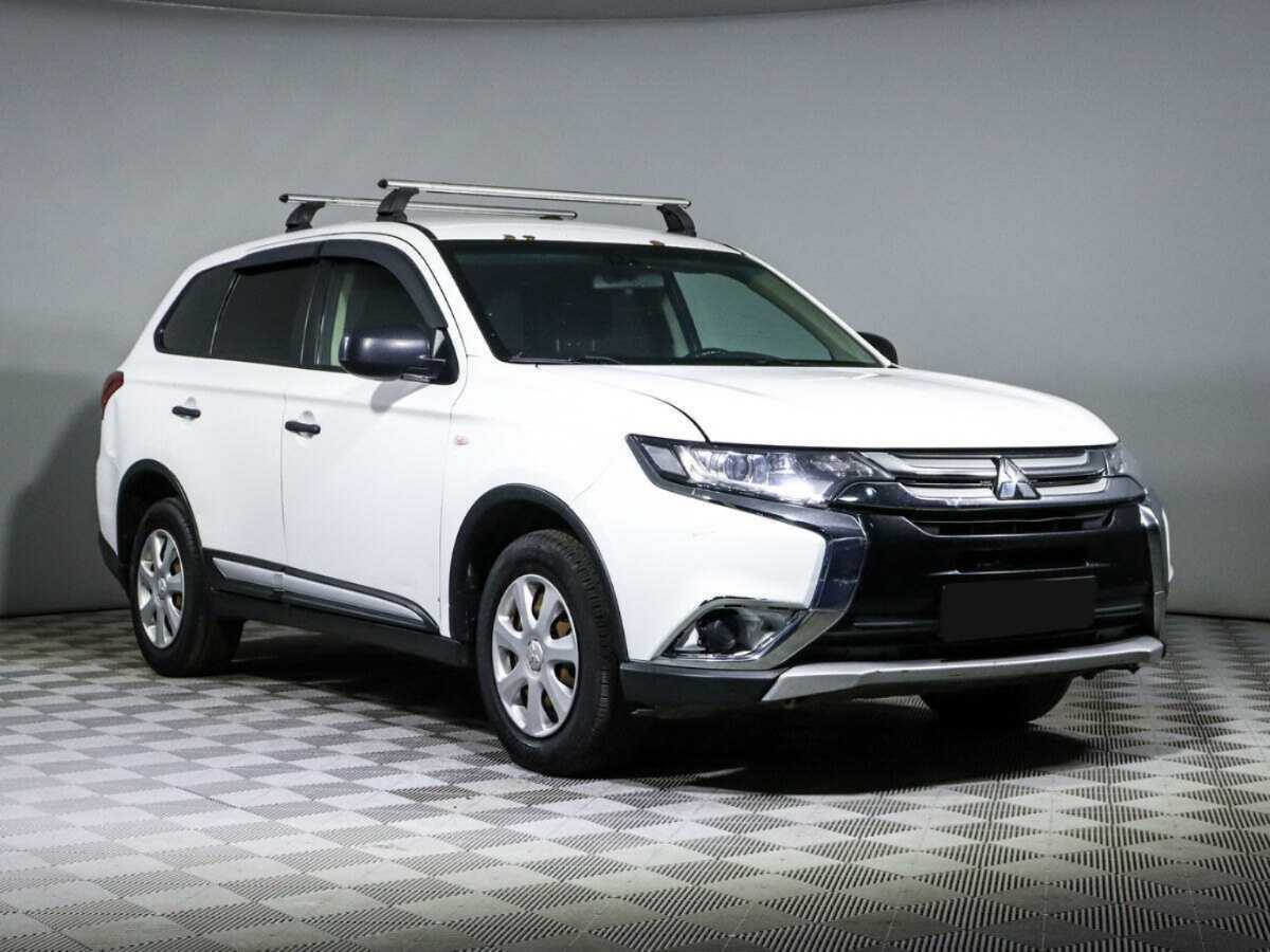 Mitsubishi Outlander б/у, 2018, Вариатор. Фото: #2
