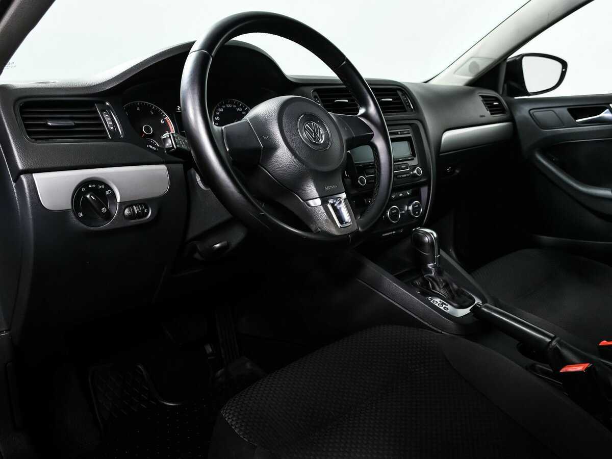 Volkswagen Jetta б/у, 2013, Роботизированная. Фото: #11